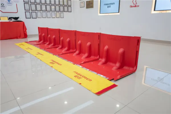 FF90 55cm high ABS straight flood barrier