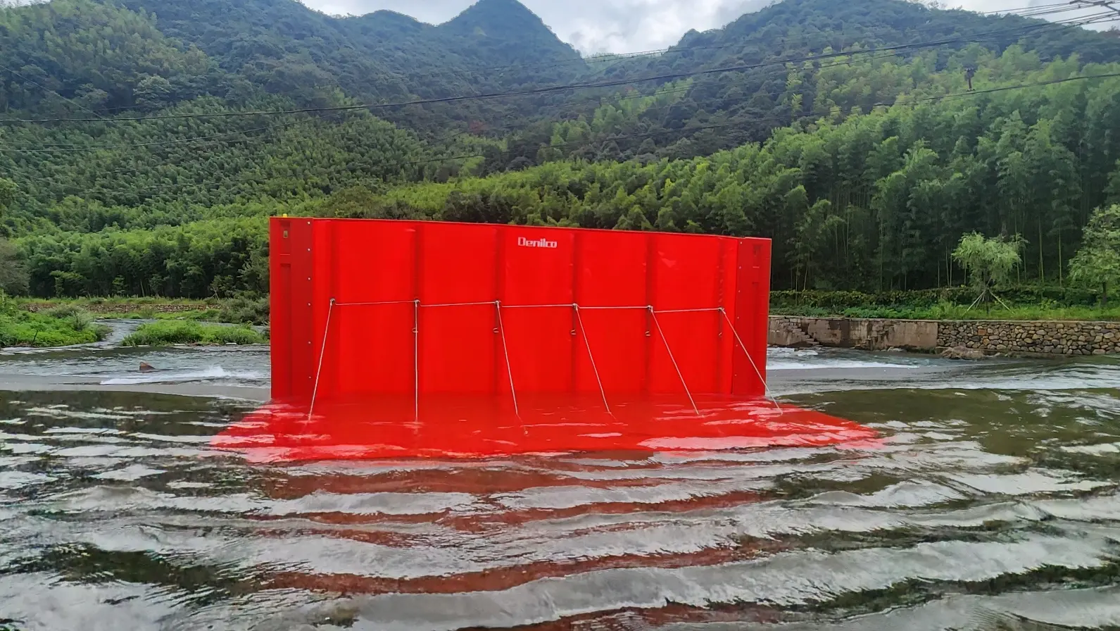 FF220 100cm high flexible PVC straight flood control barrier