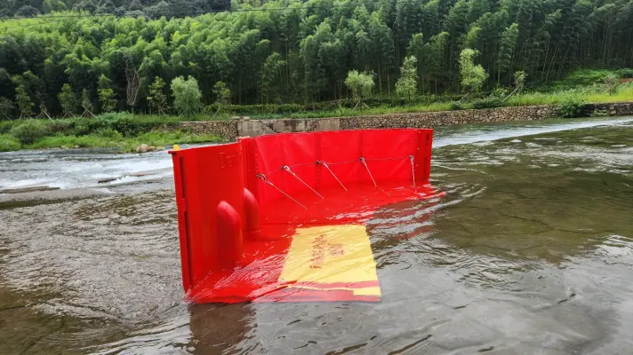 FF220N 100cm high flexible PVC inward curve flood control barrier